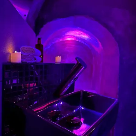 Private & Avec Jacuzzi Privatif Апартаменты *