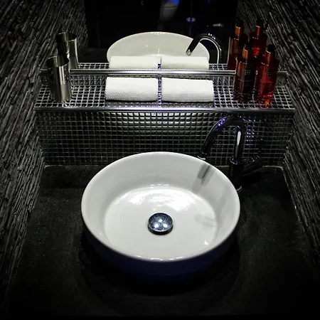 Private & Avec Jacuzzi Privatif Апартаменты *