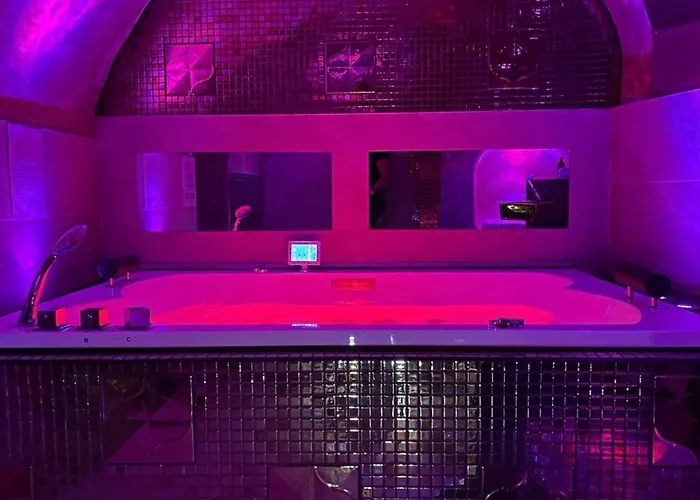 شقة Private & Avec Jacuzzi Privatif